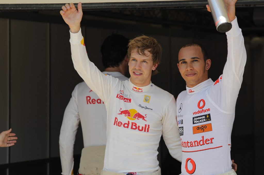 GP Europa, Qualifiche, Sebastian Vettel (GER), Red Bull Racing, RB6 pole position e Lewis Hamilton (GBR), McLaren  Mercedes, MP4-25 terzo 