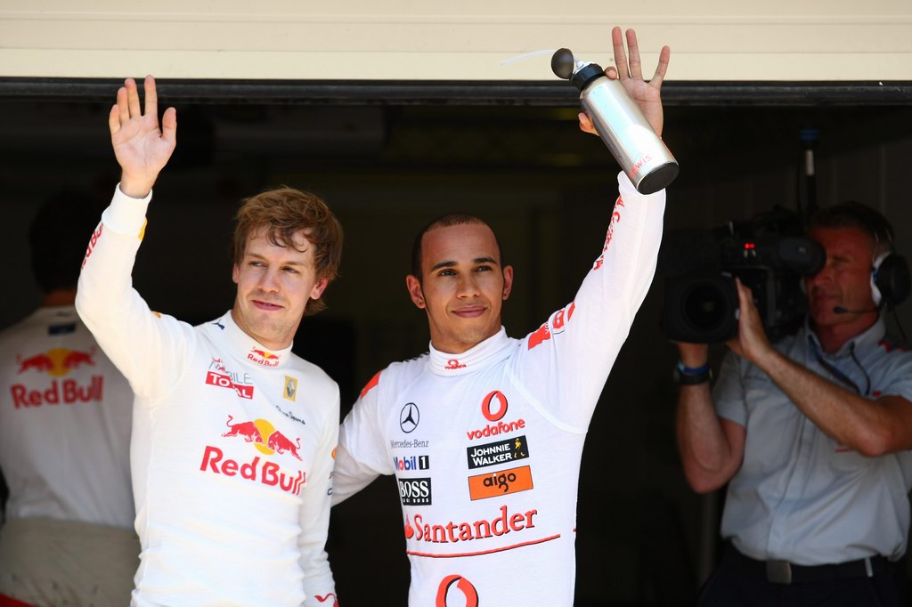 GP Europa, Qualifiche, Sebastian Vettel (GER), Red Bull Racing, RB6 pole position e Lewis Hamilton (GBR), McLaren  Mercedes, MP4-25 terzo 