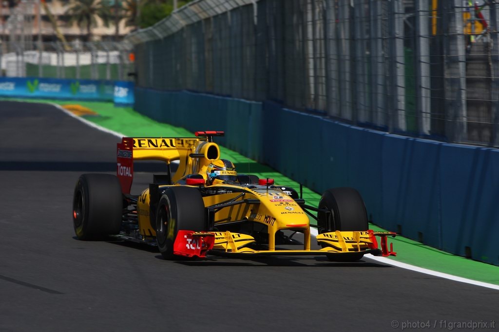 GP Europa, Prove Libere 1, Venerdi', Robert Kubica (POL), Renault F1 Team, R30 