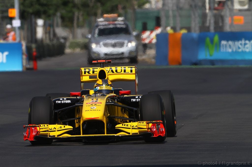 GP Europa, Prove Libere 1, Venerdi', Robert Kubica (POL), Renault F1 Team, R30 