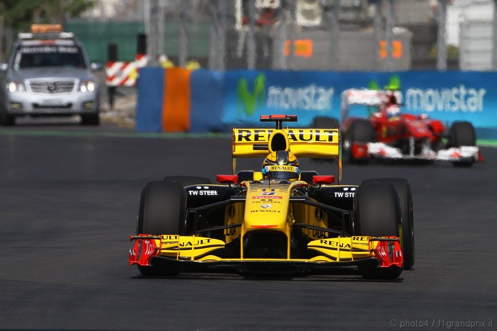 GP Europa, Prove Libere 1, Venerdi', Robert Kubica (POL), Renault F1 Team, R30 
