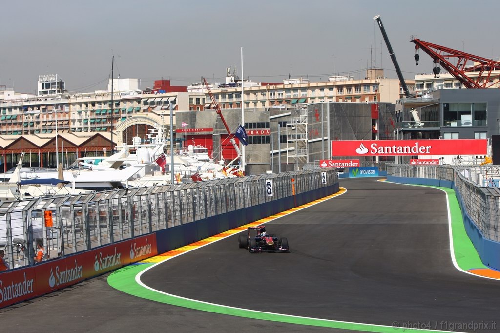 GP Europa, Prove Libere 1, Venerdi', Sébastien Buemi (SUI), Scuderia Toro Rosso, STR5 