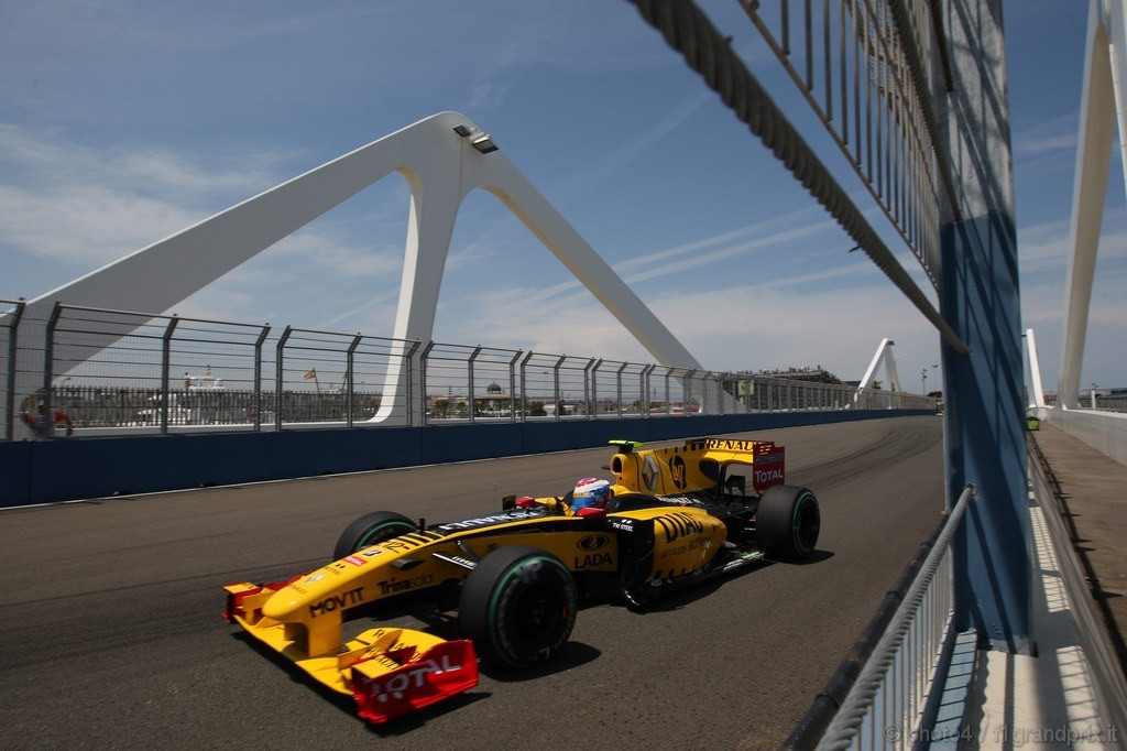 GP Europa, Prove Libere 2, Venerdi', Vitaly Petrov (RUS), Renault F1 Team, R30 