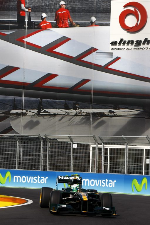 GP Europa, 2010 European Grand Prix - Venerdi'
Valencia Street Circuit, Valencia, Spain
25th June 2010.
World Copyright: Charles Coates/LAT Photographic
ref: Digital Image _26Y1234