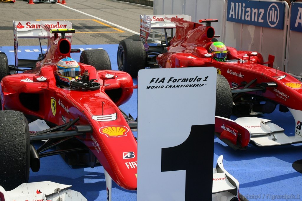 GP Germania, Gara, Fernando Alonso (ESP), Ferrari, F10 vincitore e Felipe Massa (BRA), Ferrari, F10 secondo 