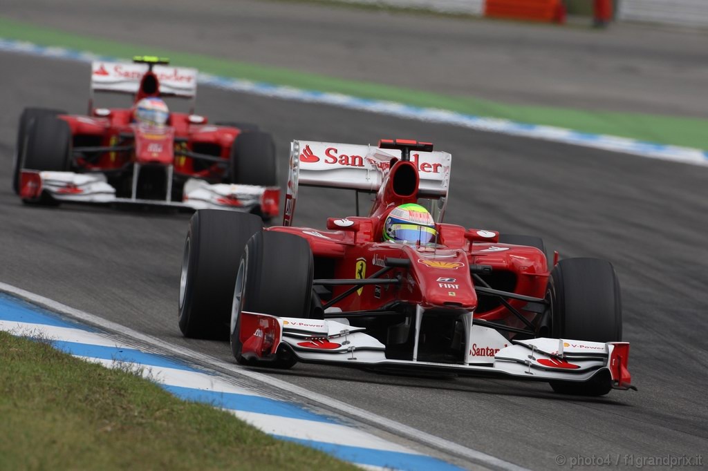 GP Germania, Gara, Felipe Massa (BRA), Ferrari, F10 davanti a Fernando Alonso (ESP), Ferrari, F10