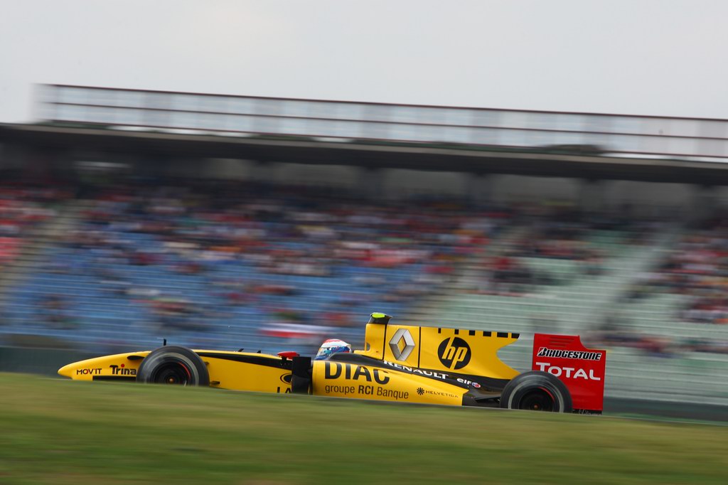GP Germania, Prove Libere 3, Sabato, Vitaly Petrov (RUS), Renault F1 Team, R30 