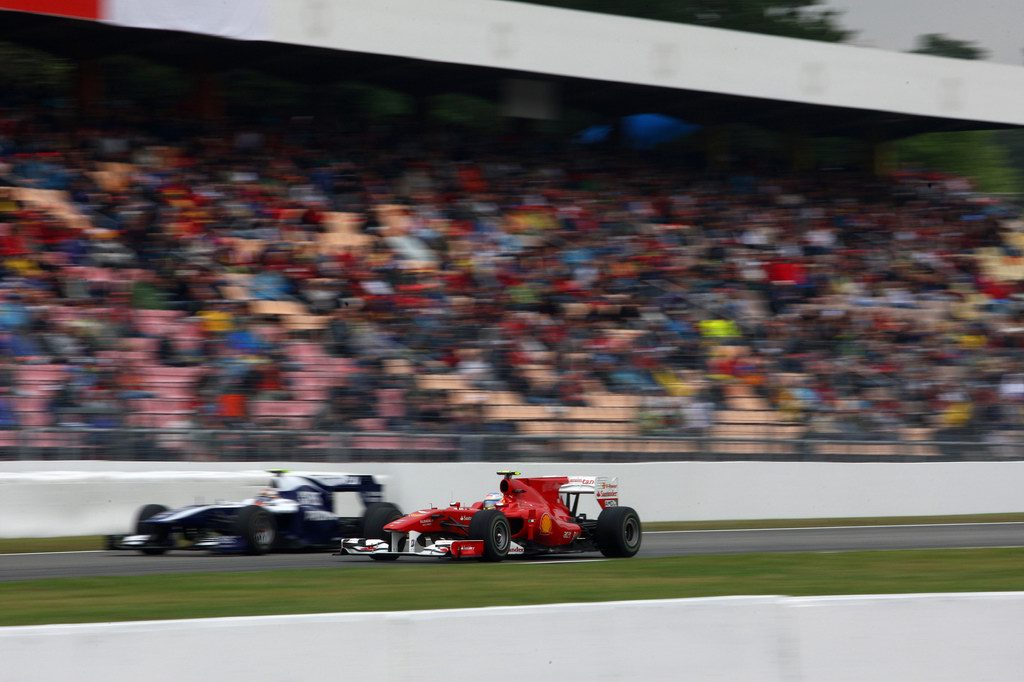 GP Germania, Prove Libere 3, Sabato, Fernando Alonso (ESP), Ferrari, F10 e Nico Hulkenberg (GER), Williams, FW32 
