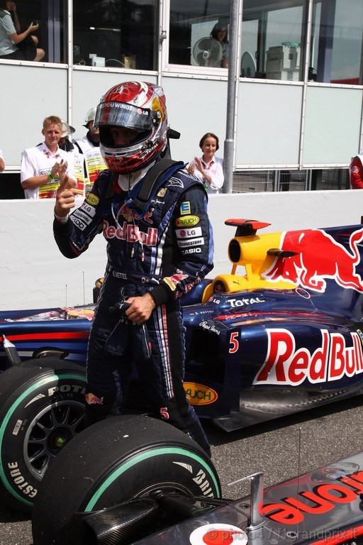 GP Germania, Qualifiche, Sebastian Vettel (GER), Red Bull Racing, RB6 pole position 