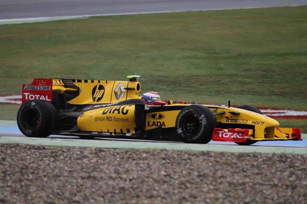 GP Germania, Prove Libere 1, Venerdi', Vitaly Petrov (RUS), Renault F1 Team, R30 