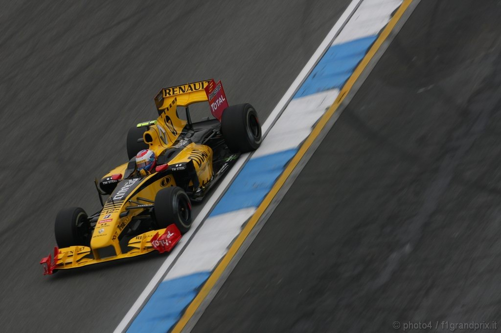 GP Germania, Prove Libere 2, Venerdi', Vitaly Petrov (RUS), Renault F1 Team, R30 
