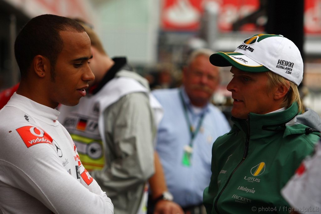 GP Germania, Prove Libere 2, Venerdi', Lewis Hamilton (GBR), McLaren  Mercedes, MP4-25 e Heikki Kovalainen (FIN), Lotus Racing, T127 