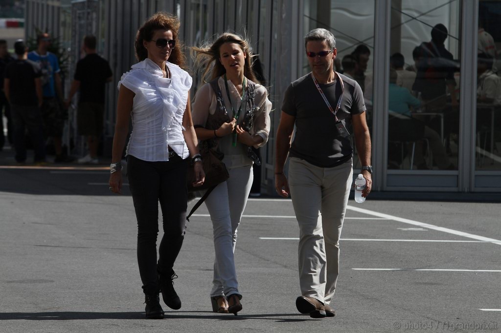 GP Giappone, Domenica, Vivian Sibold the girlfriend of Nico Rosberg (GER) 