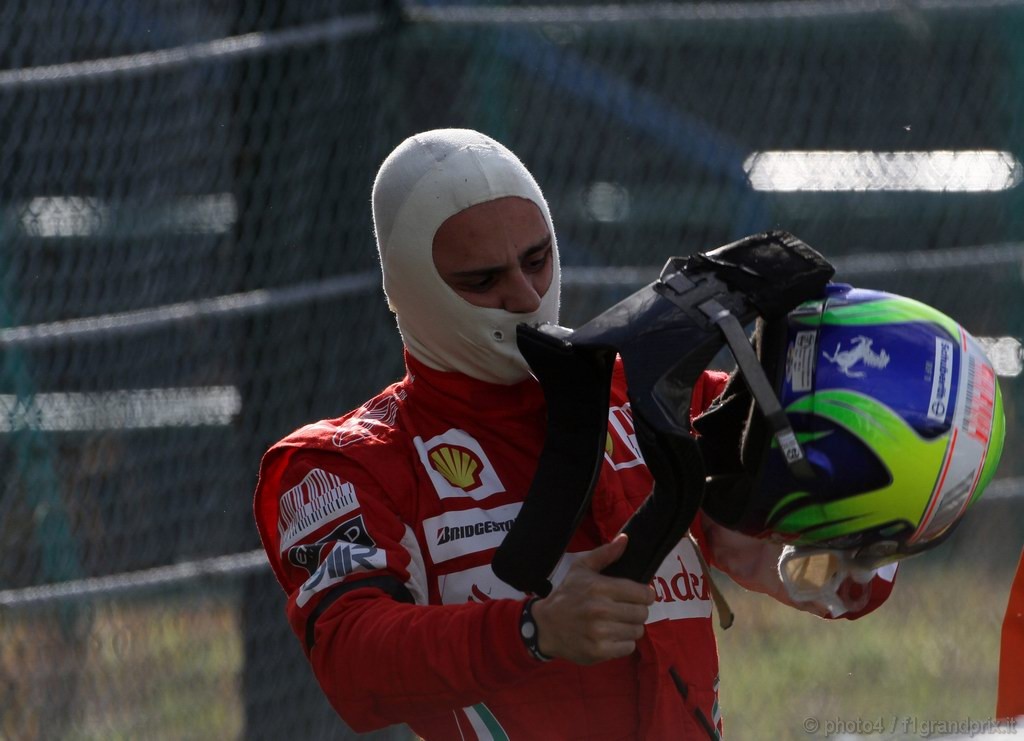 GP Giappone, Gara, Felipe Massa (BRA), Ferrari, F10 retires from the race