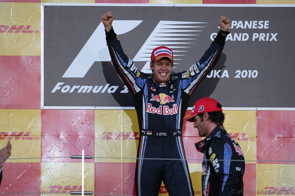 GP Giappone, Gara, Sebastian Vettel (GER), Red Bull Racing, RB6 vincitore 