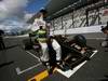 GP Giappone, Domenica, Bruno Senna (BRA), Hispania Racing F1 Team HRT drives the 1986 Lotus Renault Turbo of Ayrton Senna