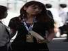 GP Giappone, Domenica, ragazza nel paddock 