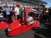GP Giappone, Domenica, Lewis Hamilton (GBR), McLaren Mercedes, MP4-25 at drivers parade