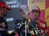 GP Giappone, Gara, Sebastian Vettel (GER), Red Bull Racing, RB6 vincitore, Mark Webber (AUS), Red Bull Racing, RB6 secondo e Fernando Alonso (ESP), Ferrari, F10 terzo 