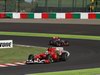 GP Giappone, Gara, Fernando Alonso (ESP), Ferrari, F10 davanti a Jenson Button (GBR), McLaren  Mercedes, MP4-25 
