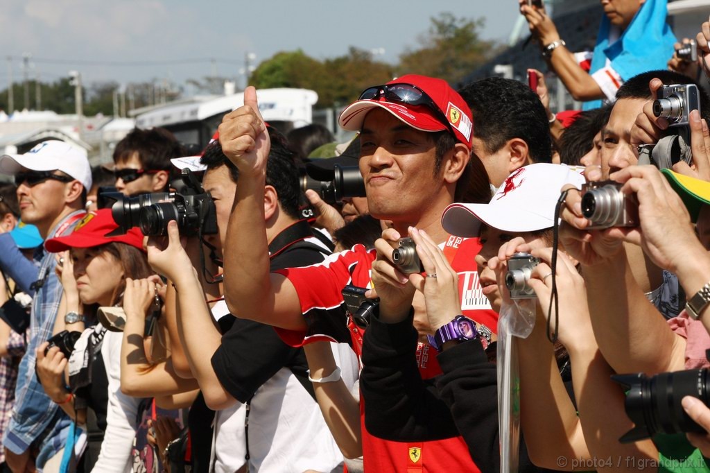 GP Giappone, Giovedi', Fans