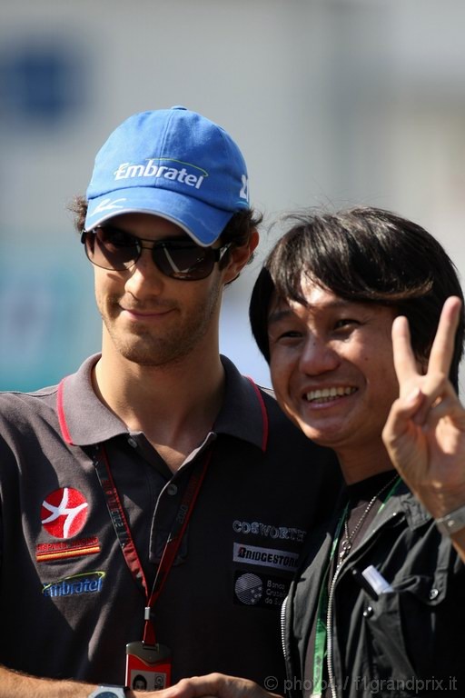GP Giappone, Giovedi', Bruno Senna (BRA), Hispania Racing F1 Team (HRT), F110 with a fun