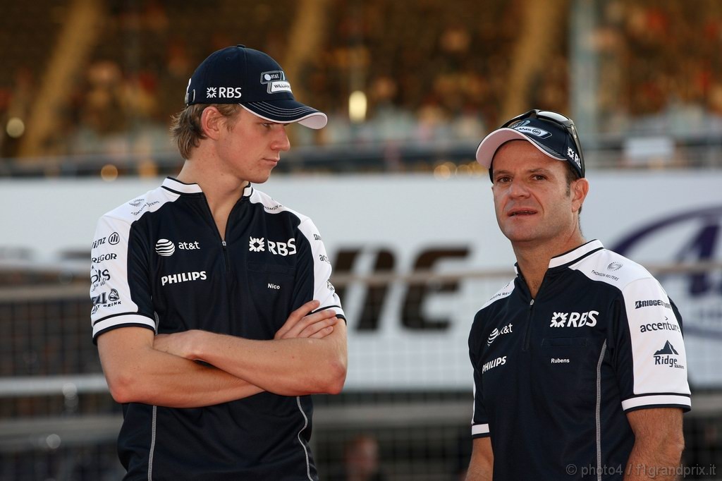 GP Giappone, Giovedi', Autograph session, Nico Hulkenberg (GER), Williams, FW32 e Rubens Barrichello (BRA), Williams, FW32