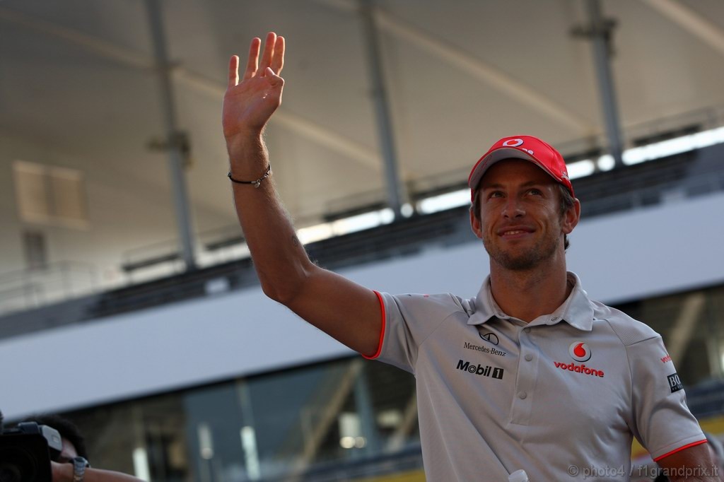 GP Giappone, Giovedi', Autograph session, Jenson Button (GBR), McLaren  Mercedes, MP4-25 
