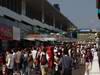 GP Giappone, Giovedi', Fans in the Pit lane