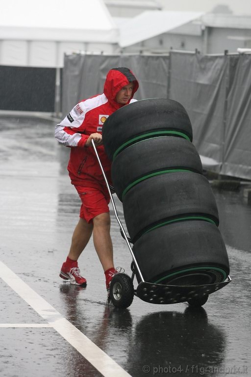 GP Giappone, Prove Libere 3, Sabato, Tyres slick of Ferrari