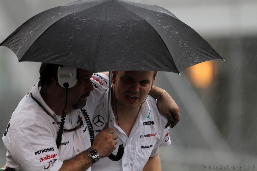 GP Giappone, Saturday, Mercedes GP  F1 Team members