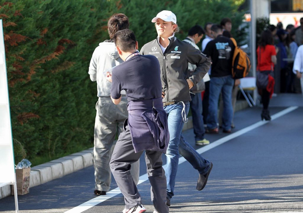 GP Giappone, Domenica, Nico Rosberg (GER), Mercedes GP F1 Team, MGP W01