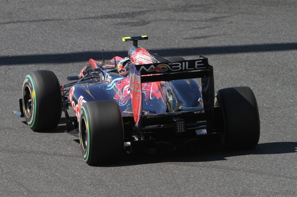 GP Giappone, Domenica, Qualifiche, Jaime Alguersuari (SPA), Scuderia Toro Rosso, STR5 