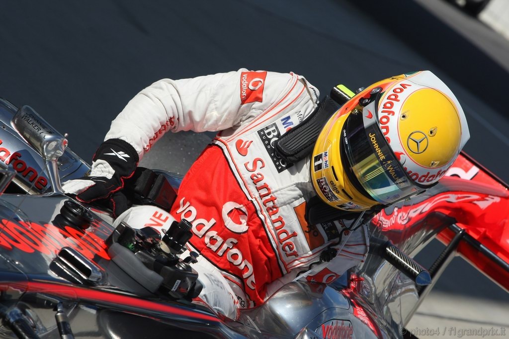 GP Giappone, Domenica, Qualifiche, Lewis Hamilton (GBR), McLaren  Mercedes, MP4-25 