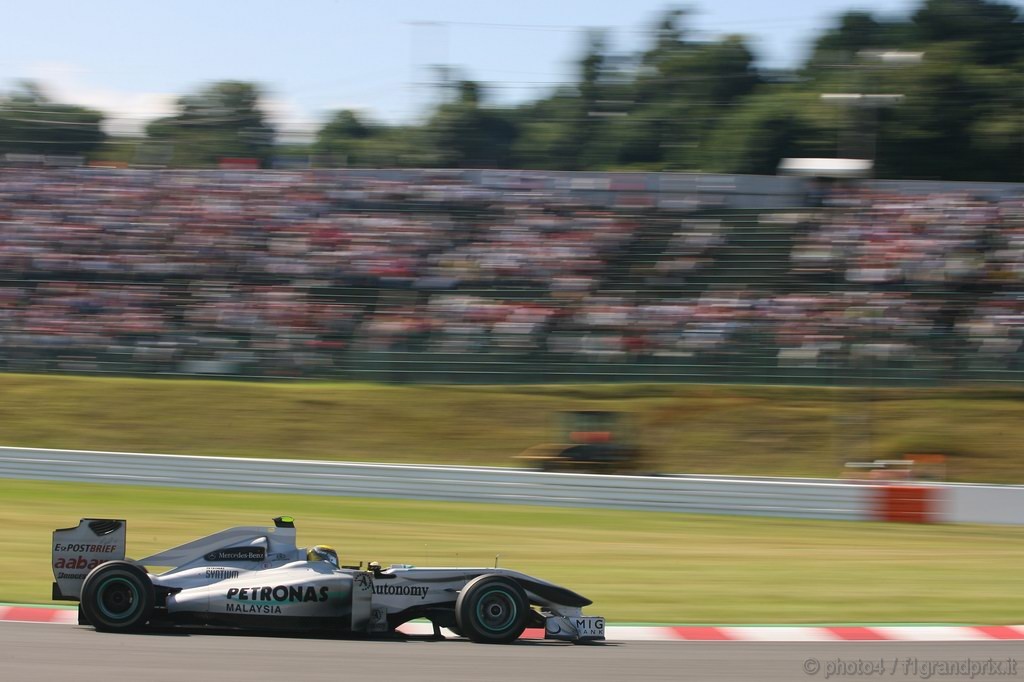 GP Giappone, Domenica, Qualifiche, Nico Rosberg (GER), Mercedes GP F1 Team, MGP W01 