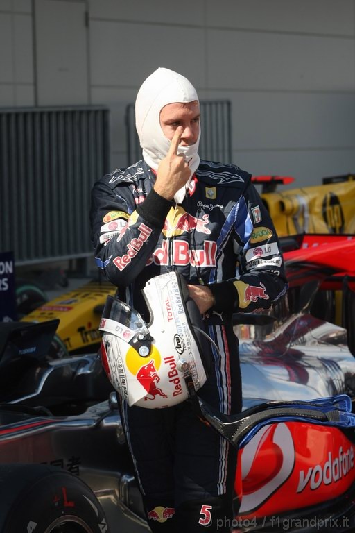 GP Giappone, Domenica, Qualifiche, Sebastian Vettel (GER), Red Bull Racing, RB6 pole position 