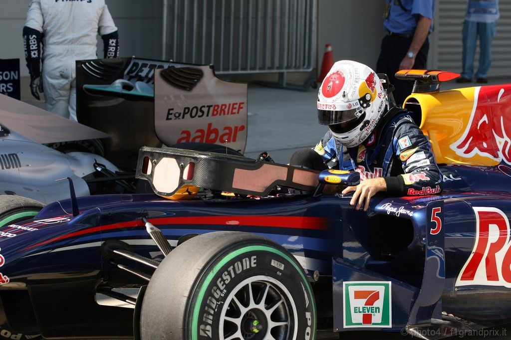 GP Giappone, Domenica, Qualifiche, Sebastian Vettel (GER), Red Bull Racing, RB6 pole position 