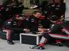 GP Giappone, Saturday, Timo Glock (GER), Virgin Racing, VR-01 e Lucas Di Grassi (BRA), Virgin Racing, VR-01