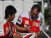 GP Giappone, Domenica, Stefano Domenicali (ITA), Head of the Gestione Sportiva, mourning for the death of italian soldiers in Afghanistan