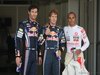 GP Giappone, Domenica, Qualifiche, Mark Webber (AUS), Red Bull Racing, RB6 secondo, Sebastian Vettel (GER), Red Bull Racing, RB6 pole position e Lewis Hamilton (GBR), McLaren Mercedes, MP4-25 terzo