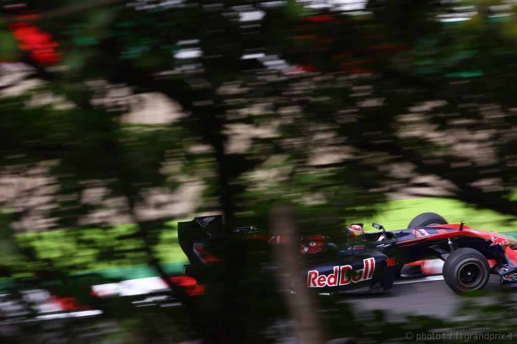 GP Giappone, Prove Libere 1, Venerdi', Sébastien Buemi (SUI), Scuderia Toro Rosso, STR5 