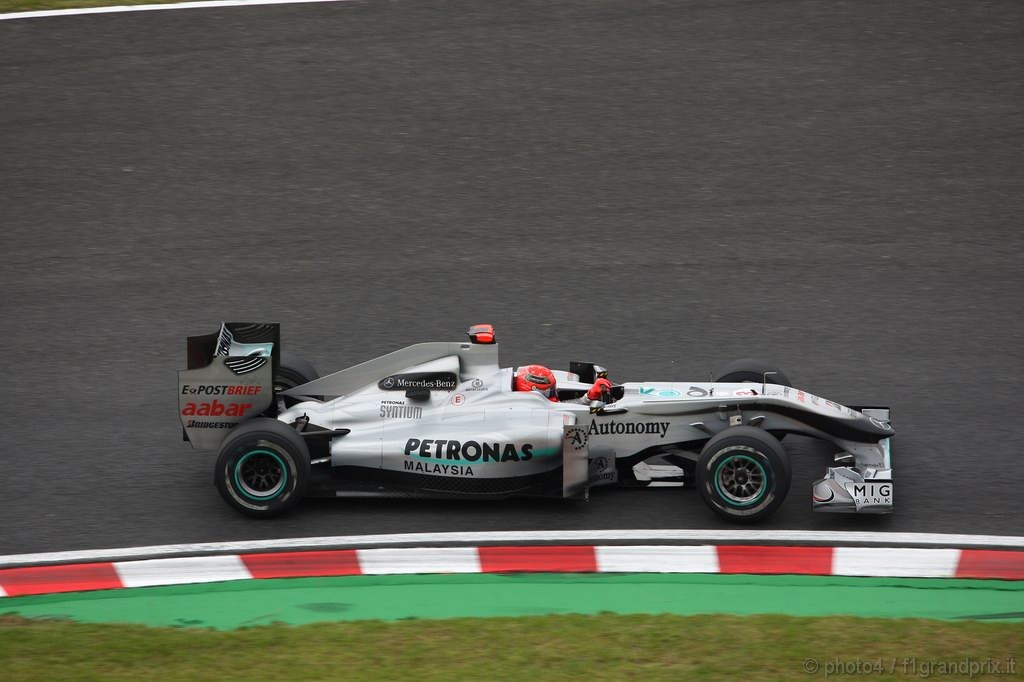 GP Giappone, Prove Libere 1, Venerdi', Michael Schumacher (GER), Mercedes GP F1 Team, MGP W01