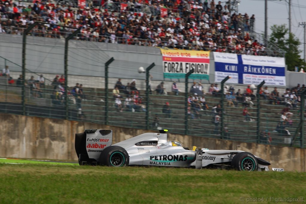 GP Giappone, Prove Libere 1, Venerdi', Nico Rosberg (GER), Mercedes GP F1 Team, MGP W01 