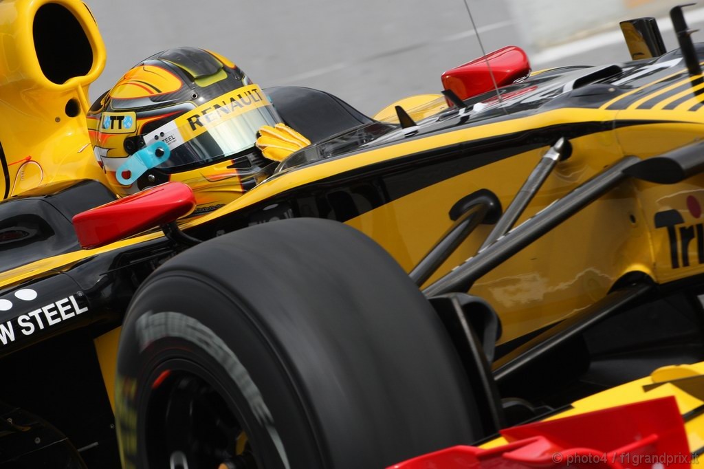 GP Giappone, Prove Libere 1, Venerdi', Robert Kubica (POL), Renault F1 Team, R30