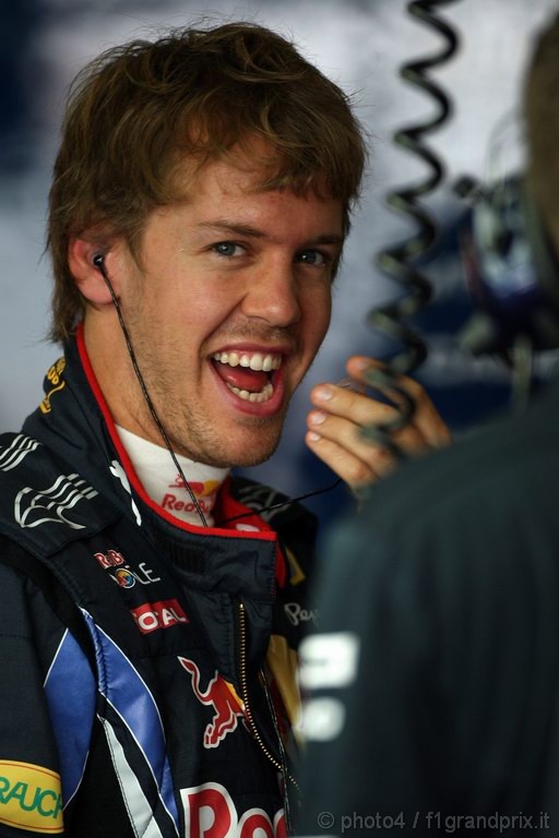 GP Giappone, Prove Libere 1, Venerdi', Sebastian Vettel (GER), Red Bull Racing, RB6