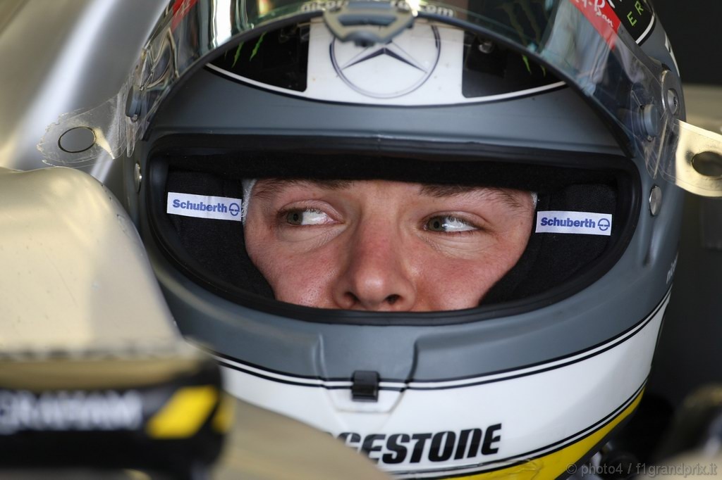 GP Giappone, Prove Libere 2, Venerdi', Nico Rosberg (GER), Mercedes GP F1 Team, MGP W01 