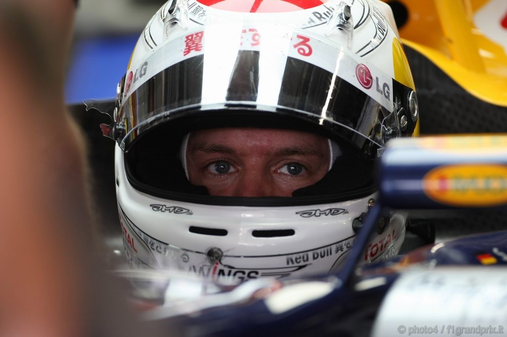 GP Giappone, Prove Libere 2, Venerdi', Sebastian Vettel (GER), Red Bull Racing, RB6 