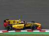 GP Giappone, Prove Libere 1, Venerdi', Vitaly Petrov (RUS), Renault F1 Team, R30