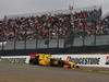 GP Giappone, Prove Libere 1, Venerdi', Vitaly Petrov (RUS), Renault F1 Team, R30