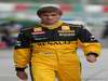 GP Giappone, Prove Libere 1, Venerdi', Vitaly Petrov (RUS), Renault F1 Team, R30
